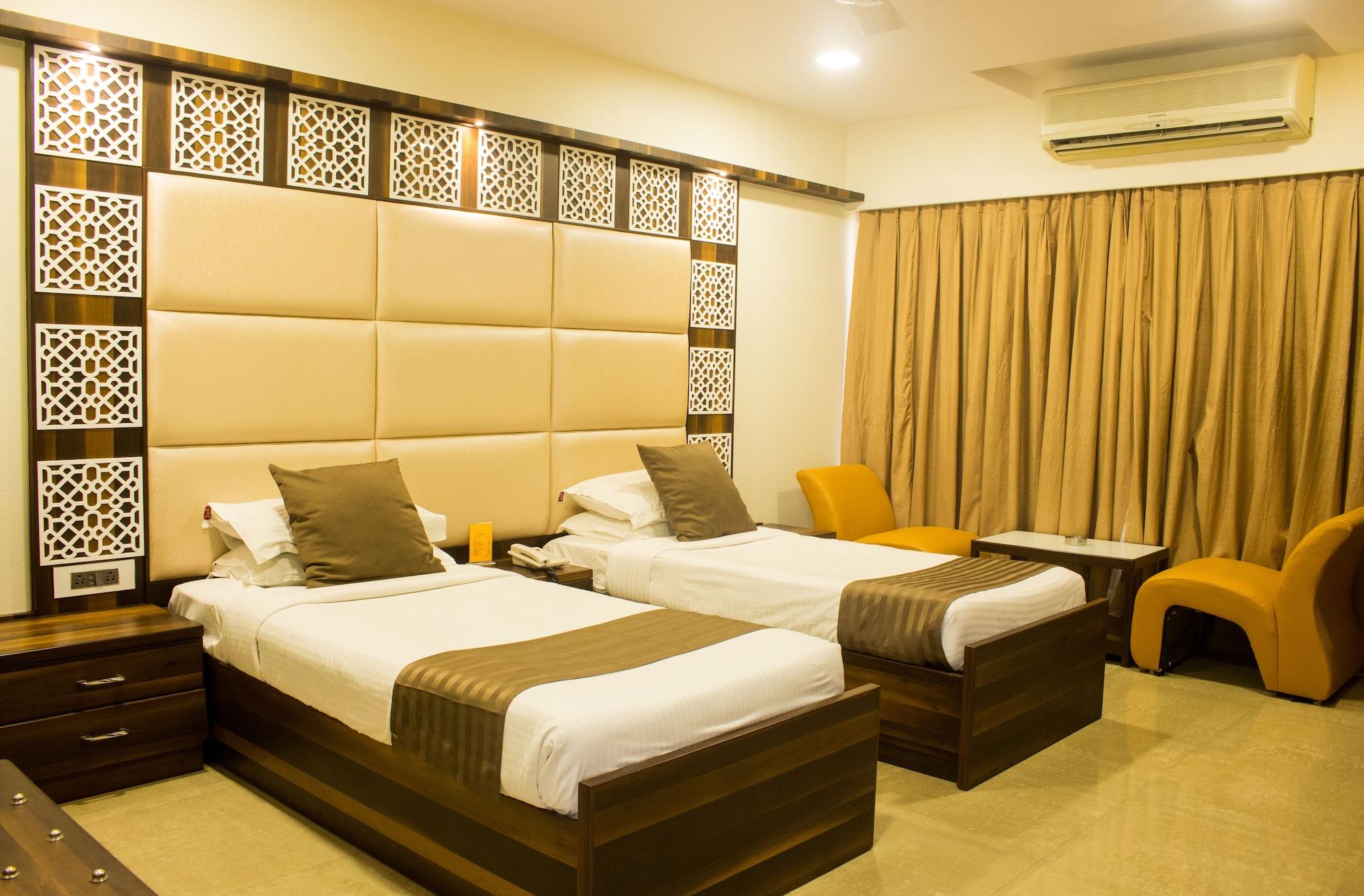 Jyoti Dwelling Hotel Мумбай Екстериор снимка